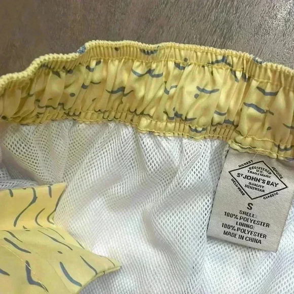 St John’s Bay swim shorts, NWT size Small - Picture 3 of 7